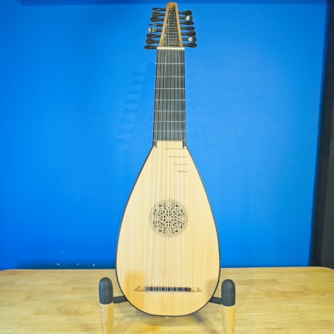 Photo 5 of lute ID 3